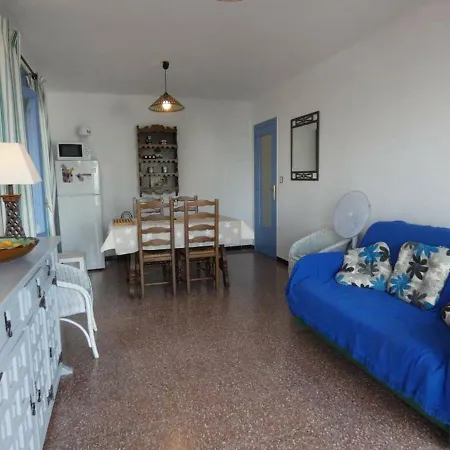 Apartment Ref 37 Vue Imprenable Sur Le Port De Roses