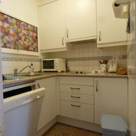 Ref 37 Vue Imprenable Sur Le Port De *